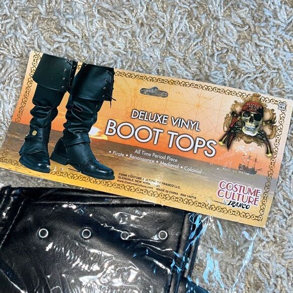 New Deluxe Vinyl Pirate Boot Tops 
Cosplay Halloween 
Fits Over Most Adult Boots - Picture 3 of 7